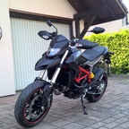 Ducati Hypermotard 821