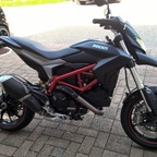 Ducati Hypermotard 821